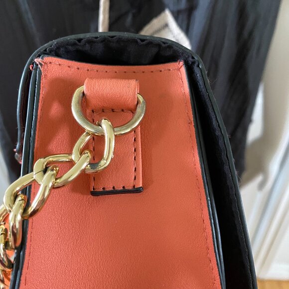 Women's Stylish Salmon Color Shoulder Strap / Hand Held Purse - Picture 8 of 12